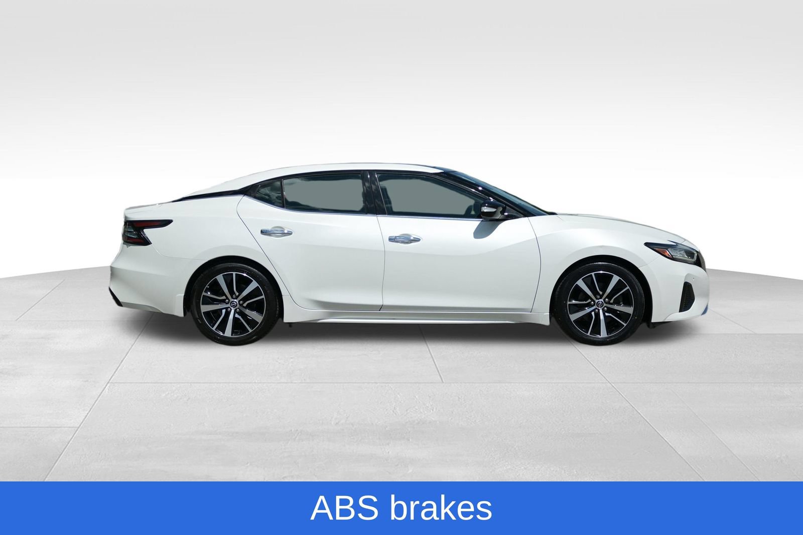 Used 2023 Nissan Maxima SL FWD image 14