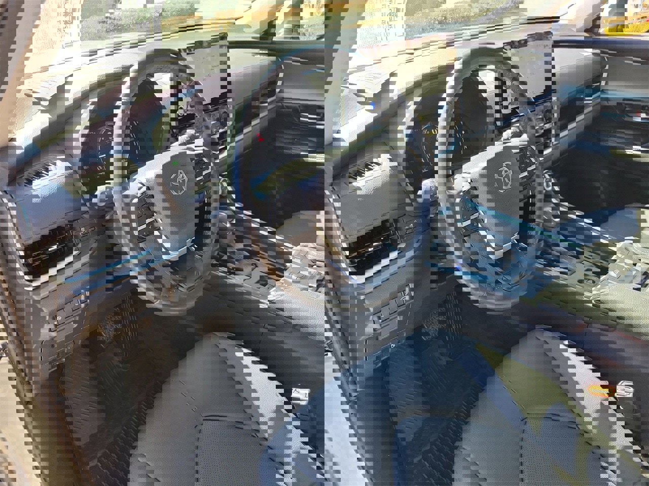 Used 2024 Toyota Grand Highlander XLE image 17