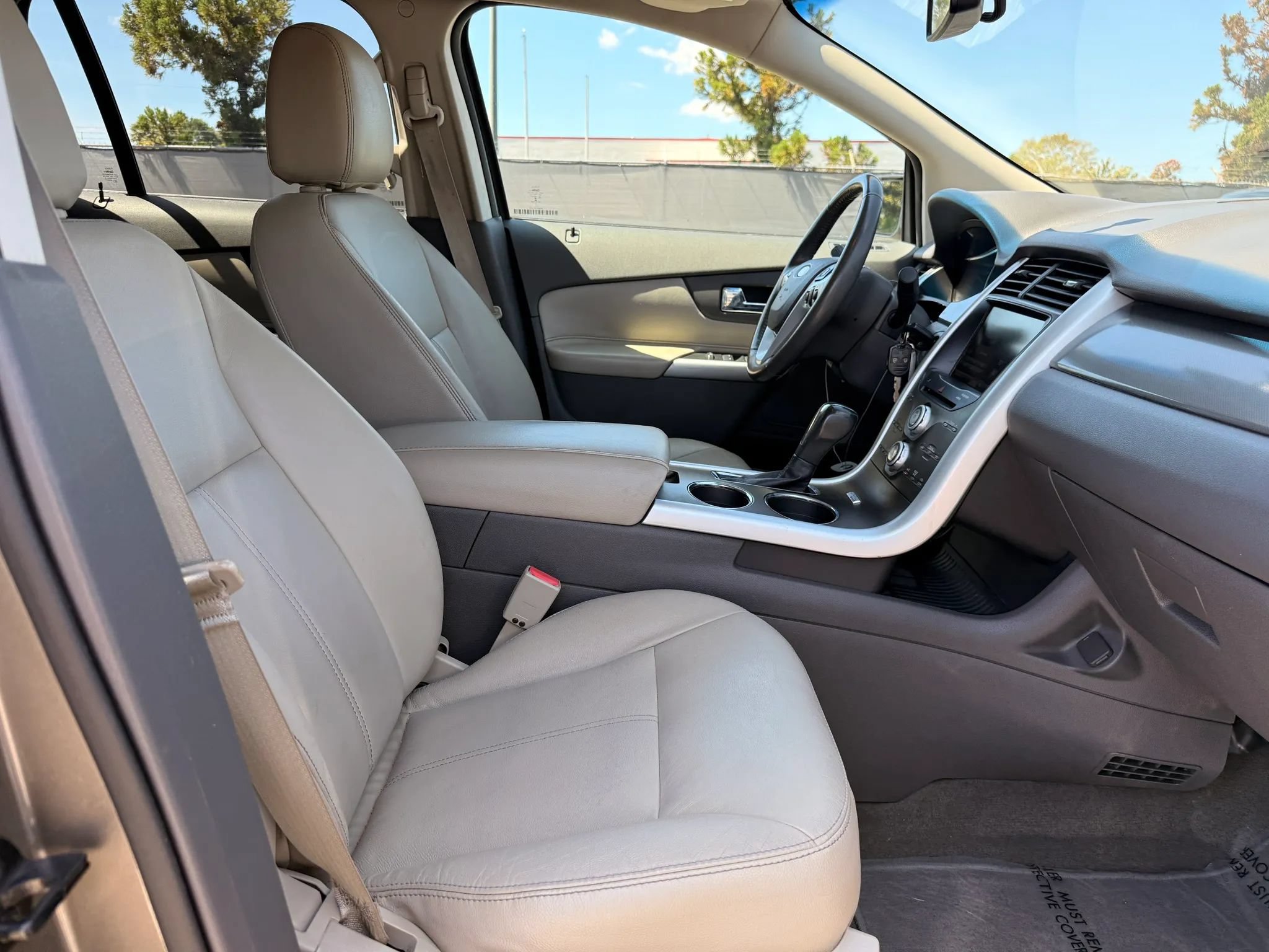 Used 2013 Ford Edge SEL FWD image 18