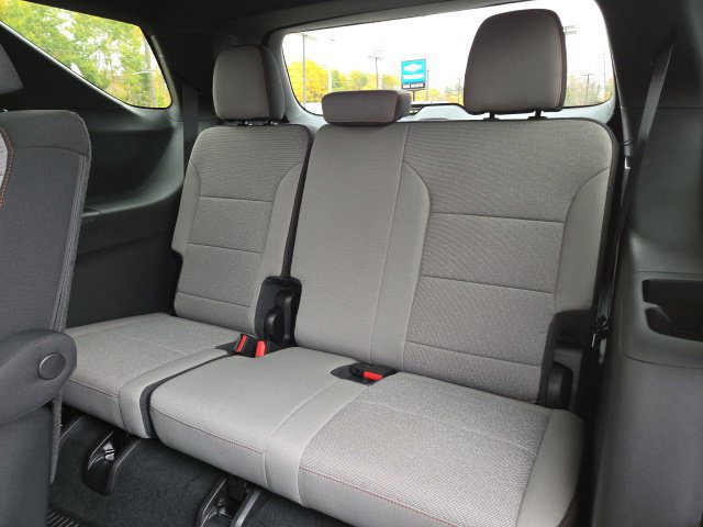 New 2027 Chevrolet Traverse LT w/ LPO, Floor Liner Package AWD/4WD image 30