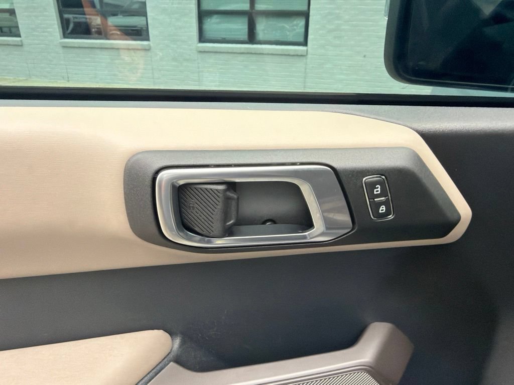 Used 2023 Ford Bronco Wildtrak AWD/4WD image 19