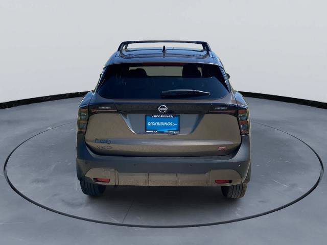 Used 2026 Nissan Kicks SR FWD image 6