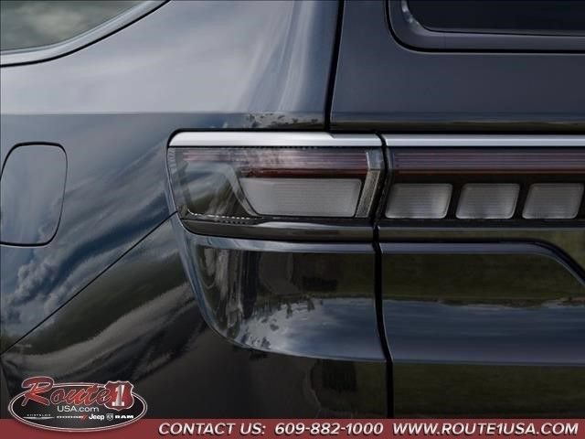 New 2026 Jeep Grand Wagoneer L 4WD w/ Premium Group I image 10