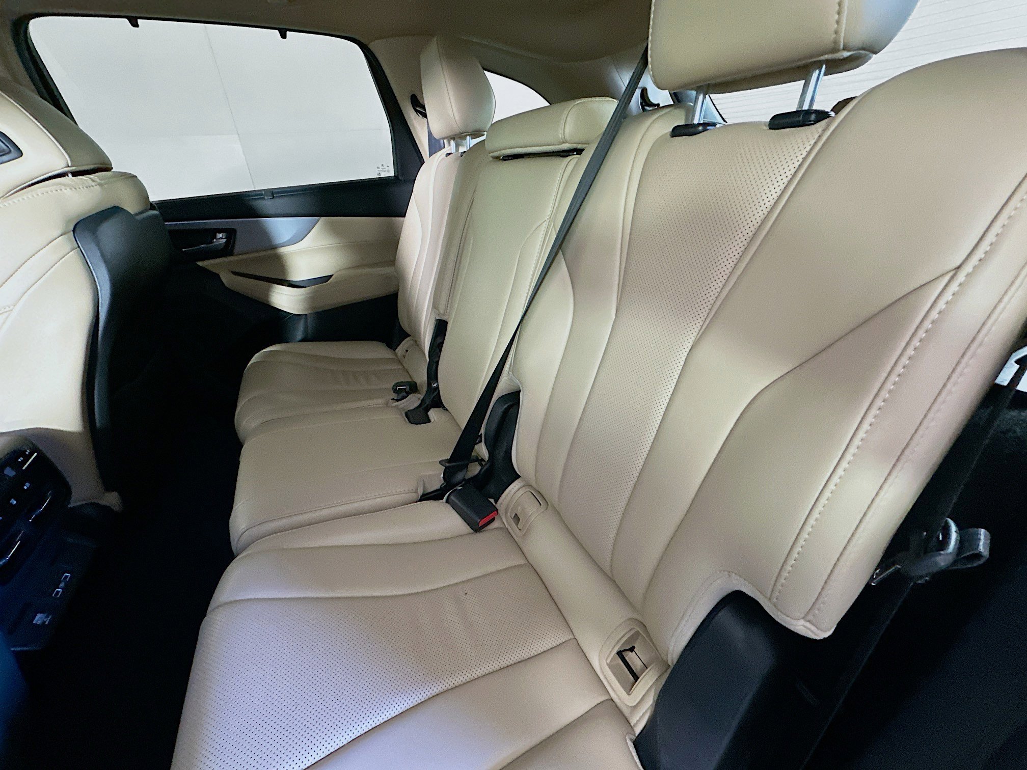 Used 2023 Acura MDX SH-AWD w/ Technology Package image 29