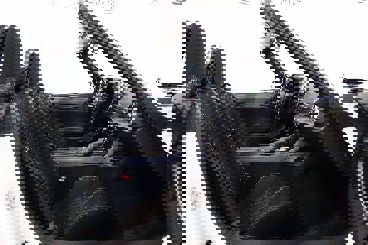 Used 2017 FIAT 124 Spider Classica image 47