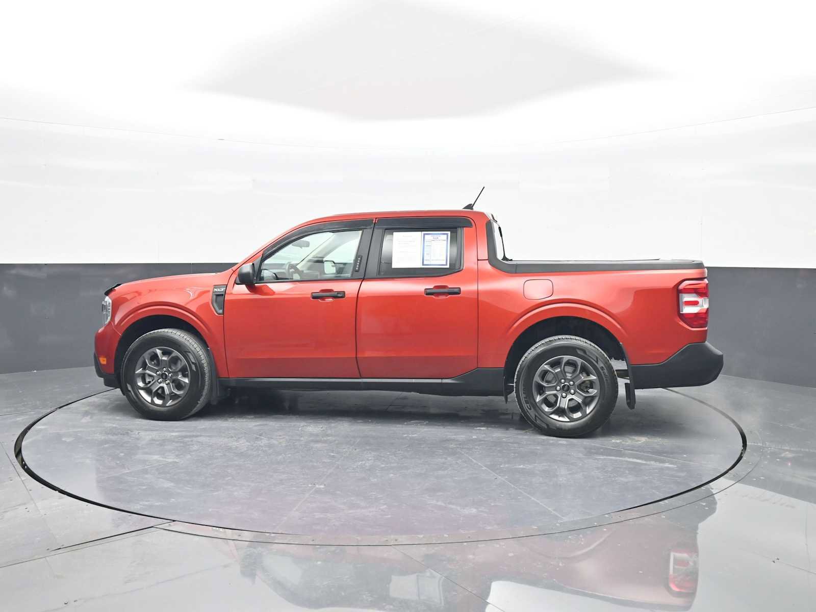 Used 2022 Ford Maverick XLT w/ Equipment Group 300A Standard image 5