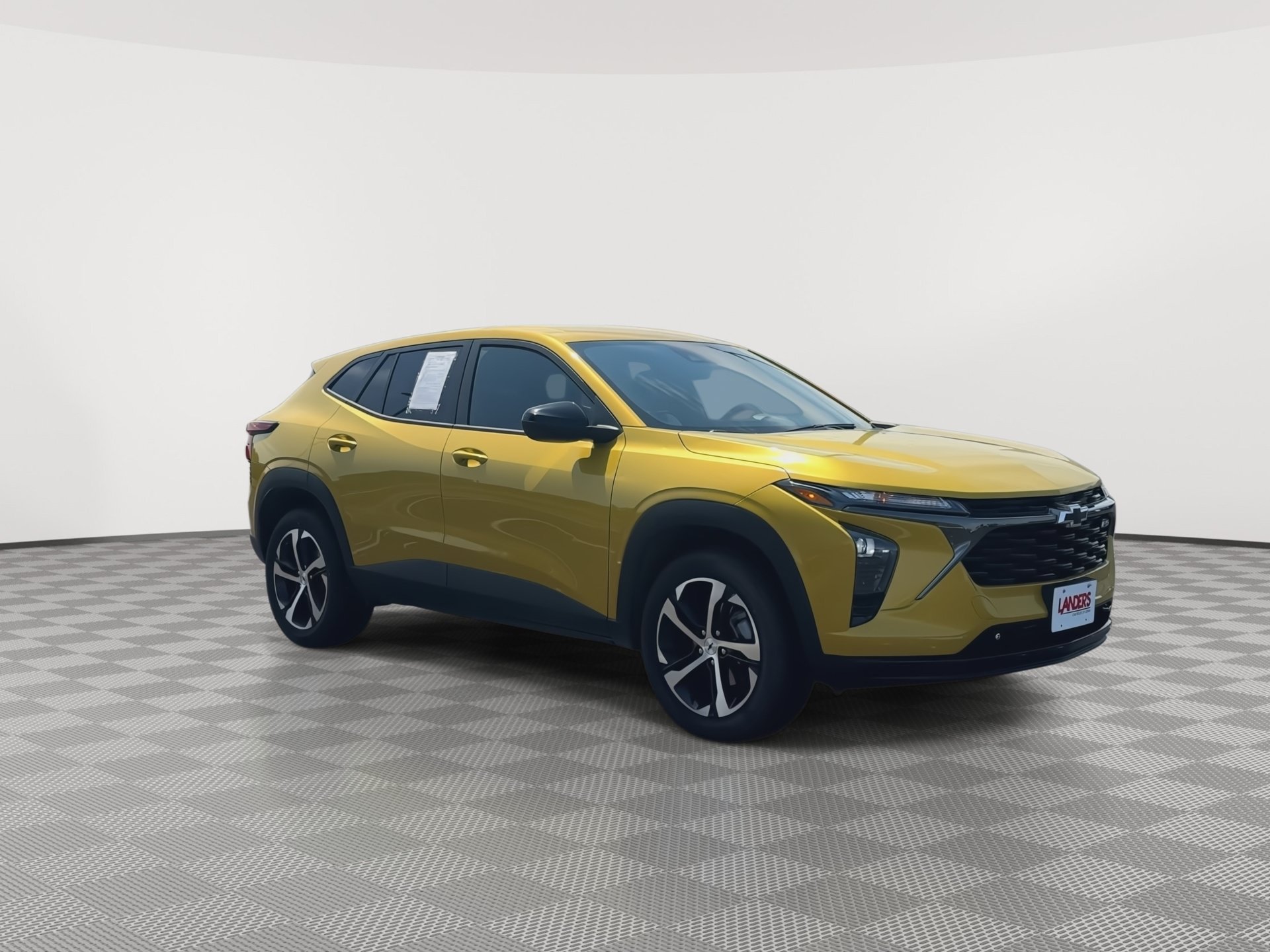 Certified 2024 Chevrolet Trax RS w/ Driver Confidence Package FWD image 2