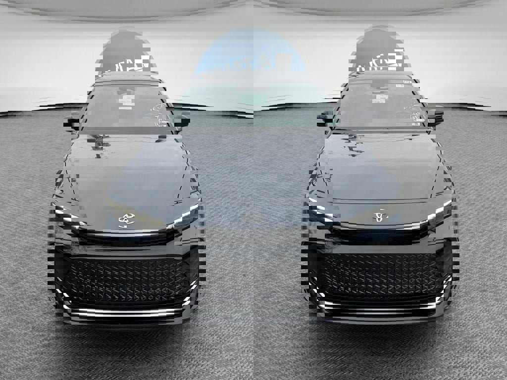 New 2026 Toyota Crown Platinum image 9