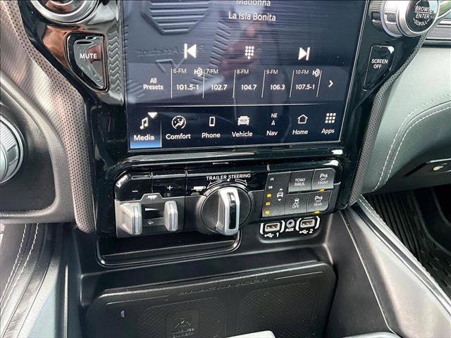 Used 2024 RAM 1500 Limited AWD/4WD image 24