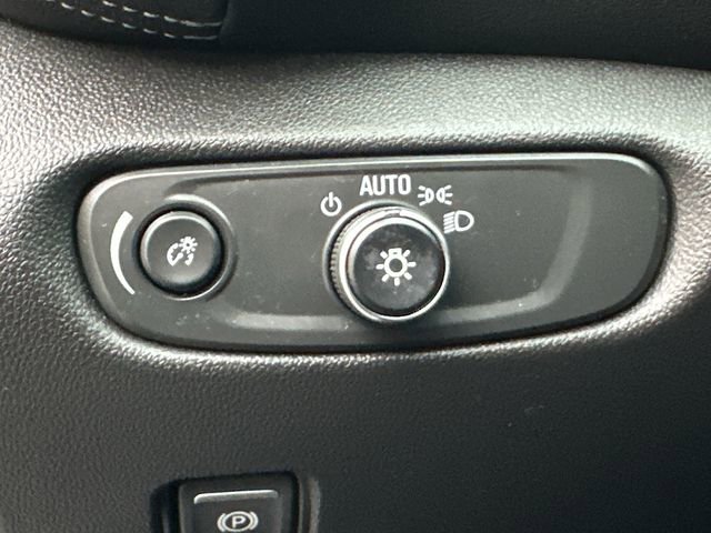 Used 2024 Chevrolet Blazer LT image 25