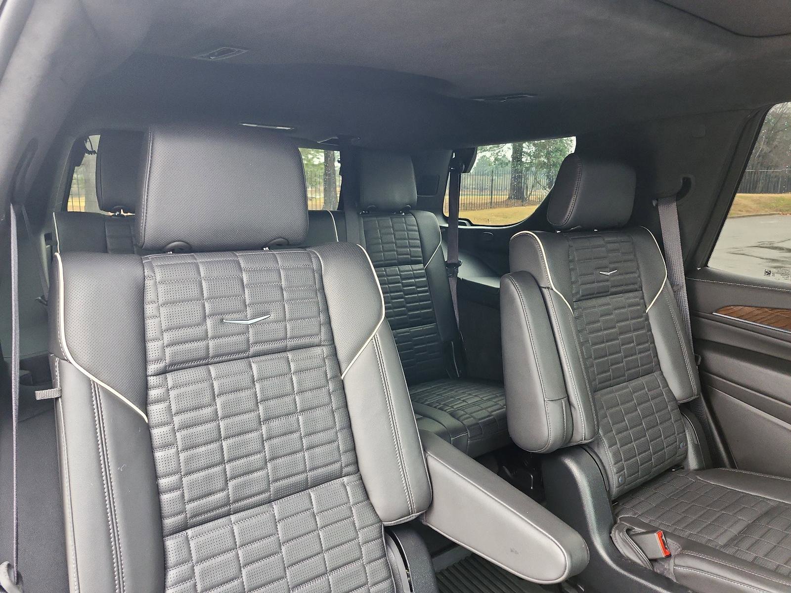 Used 2024 Cadillac Escalade Sport Platinum w/ LPO, ONYX Package image 10