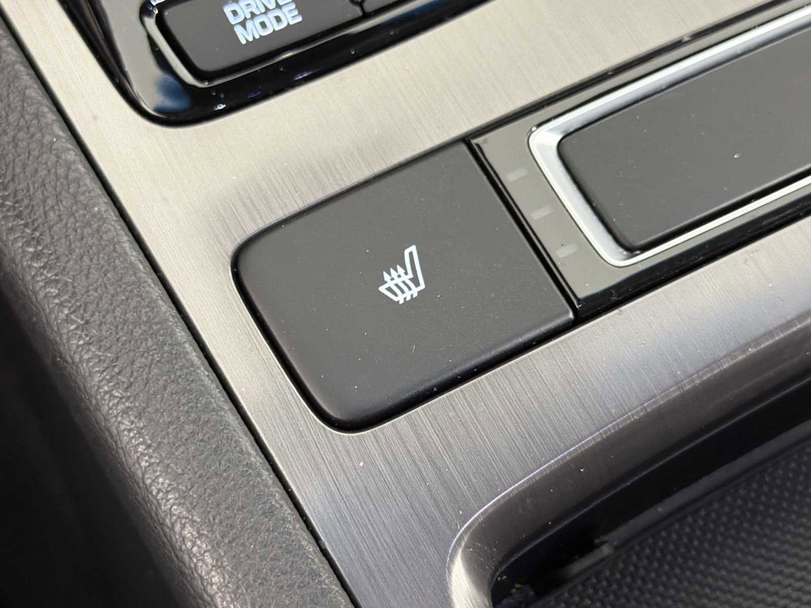 Used 2017 Genesis G80 3.8 image 31