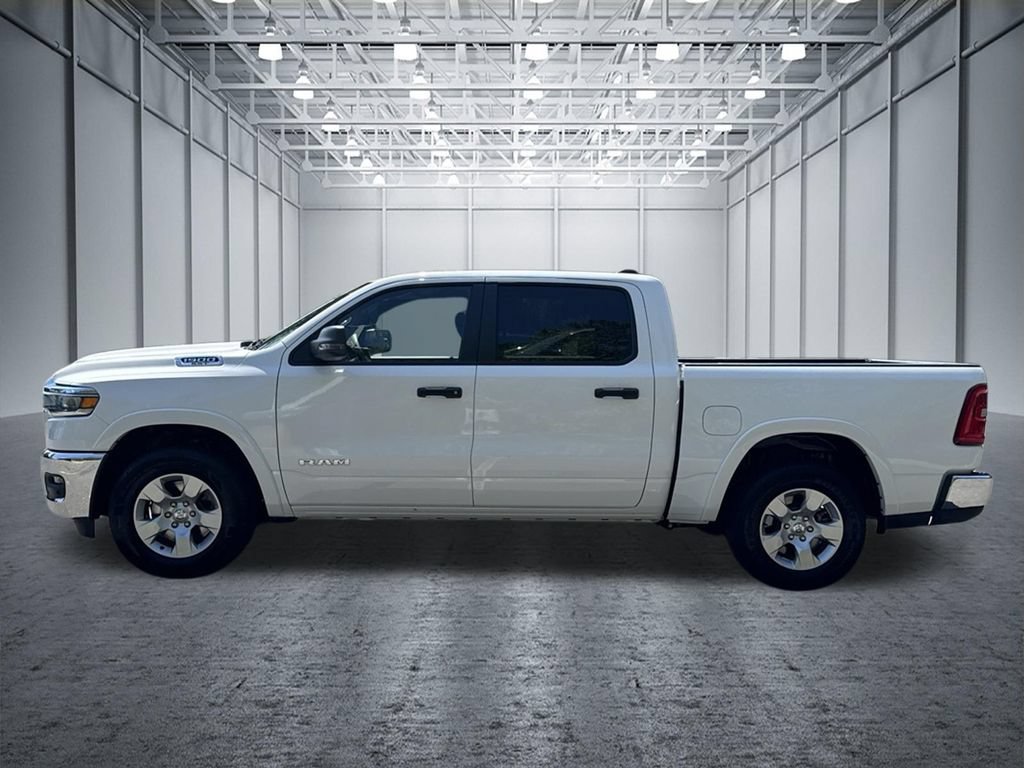 Used 2025 RAM 1500 Big Horn AWD/4WD image 4