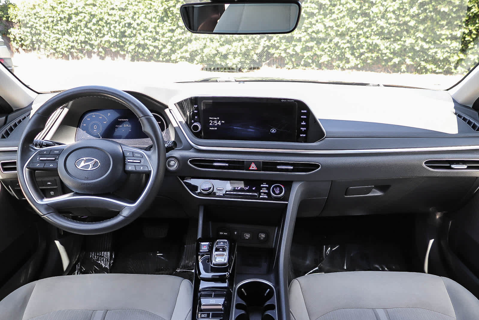 Used 2023 Hyundai Sonata SEL w/ Convenience Package FWD image 12