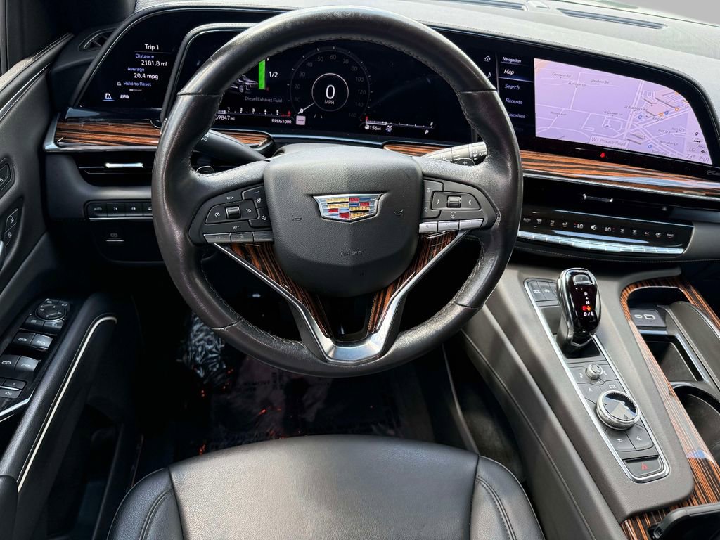 Used 2024 Cadillac Escalade ESV Luxury AWD/4WD image 39