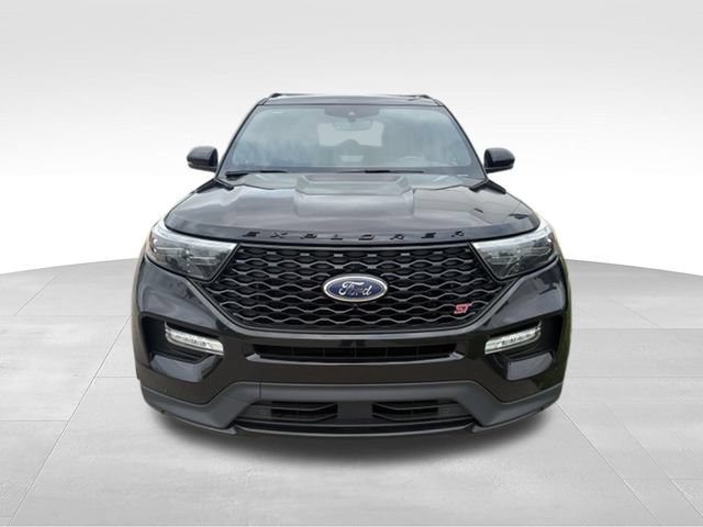 Used 2024 Ford Explorer ST w/ Technology Package AWD/4WD image 8