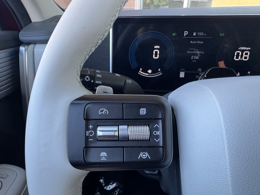 Used 2024 Hyundai Santa Fe SEL image 30