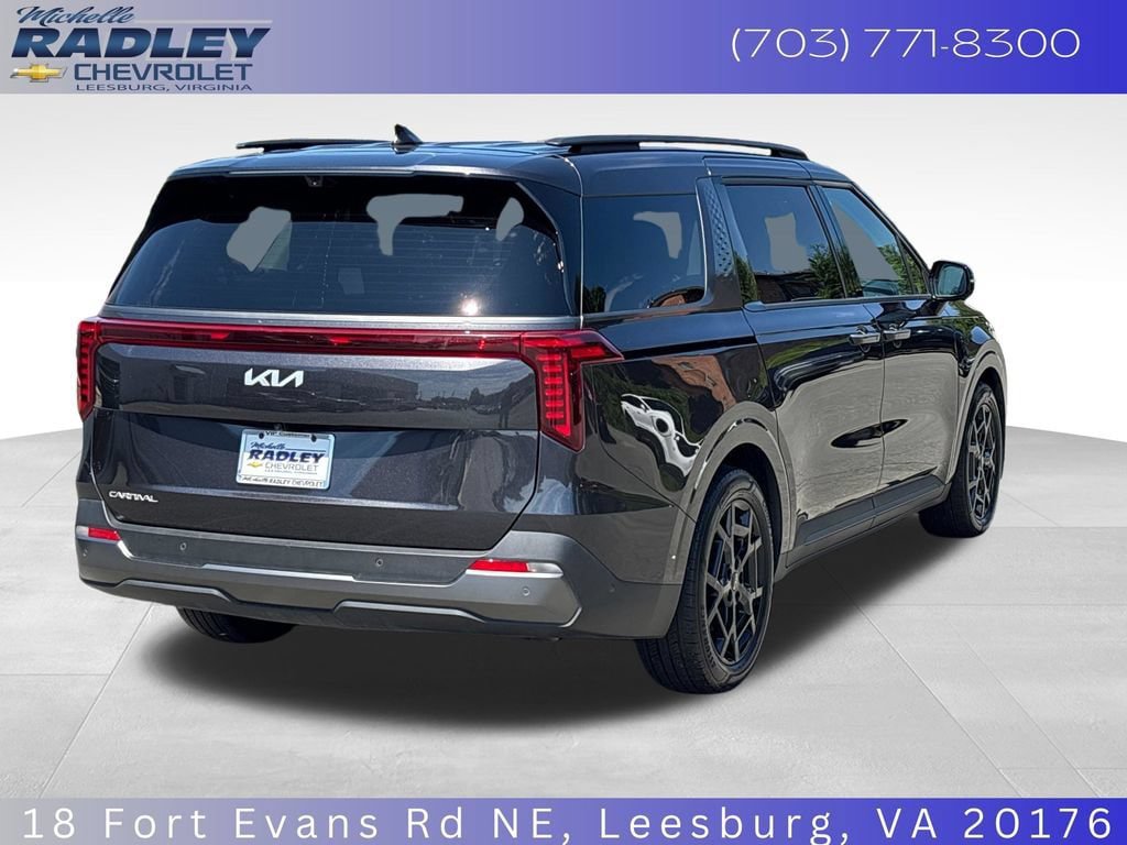 Used 2025 Kia Carnival SX Prestige FWD image 6