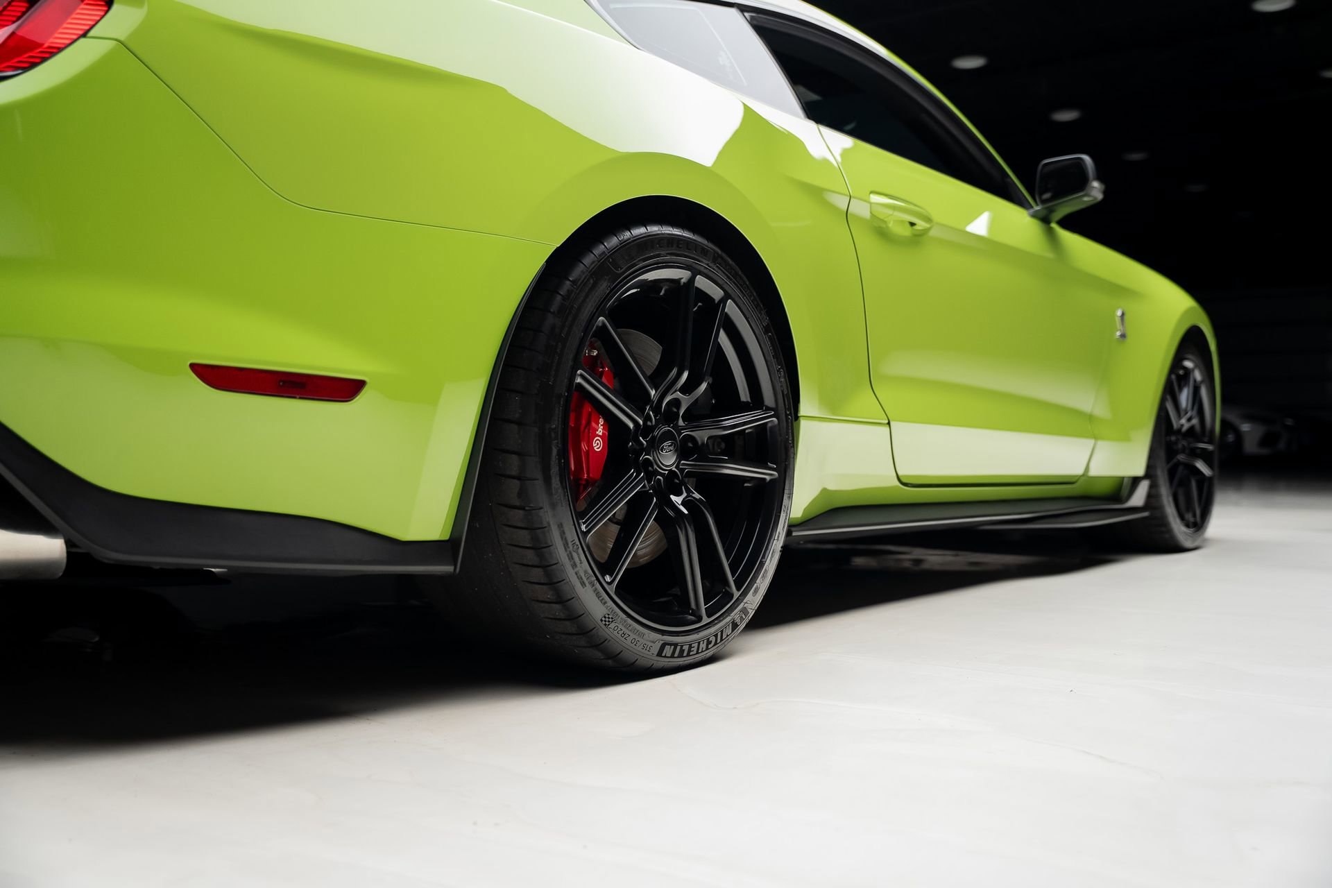 Used 2020 Ford Mustang Shelby GT500 w/ Technology Package image 79