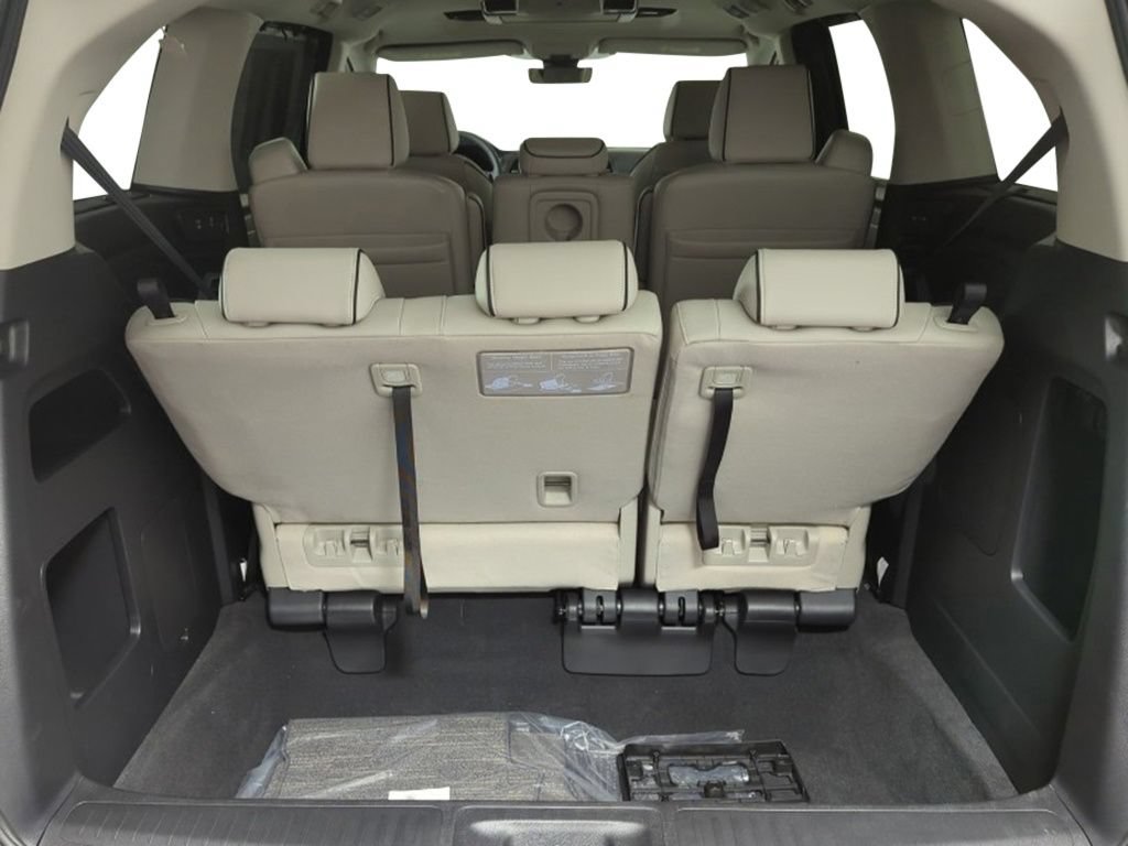 New 2026 Honda Odyssey Touring image 25