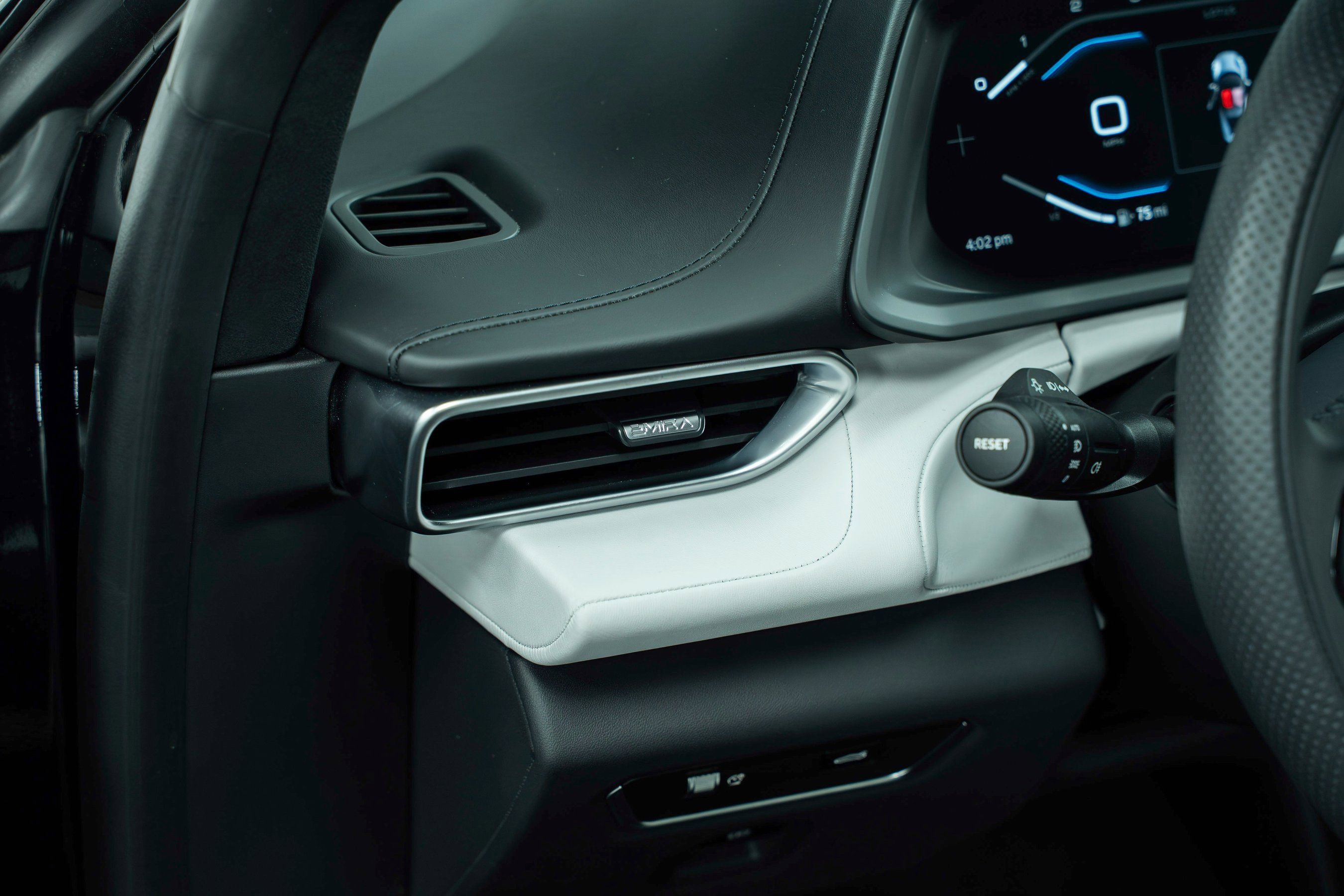 New 2025 Lotus Emira image 25