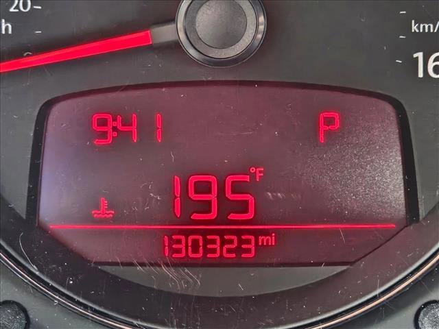 Used 2015 Volkswagen Beetle 1.8T FWD image 8