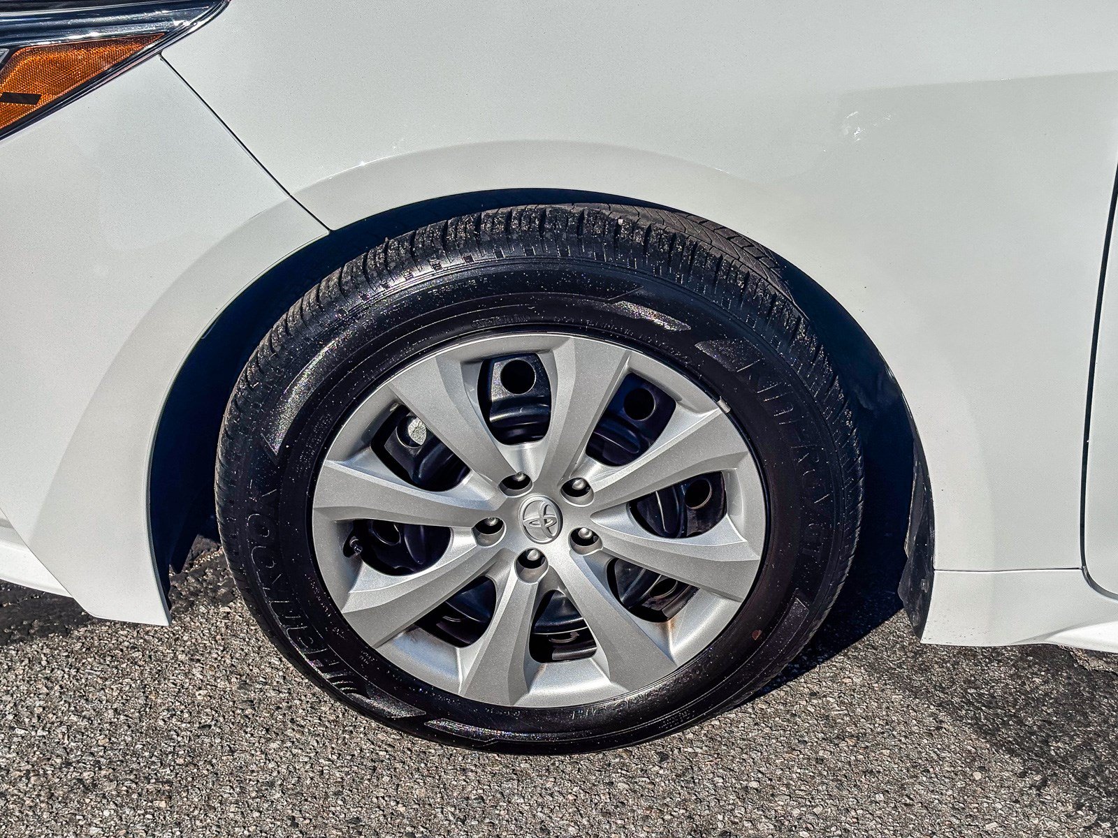 Certified 2025 Toyota Corolla LE FWD image 11