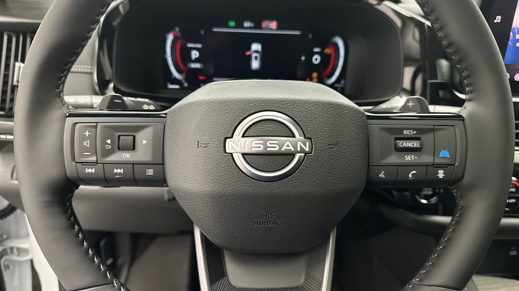 New 2026 Nissan Pathfinder Platinum AWD/4WD image 15