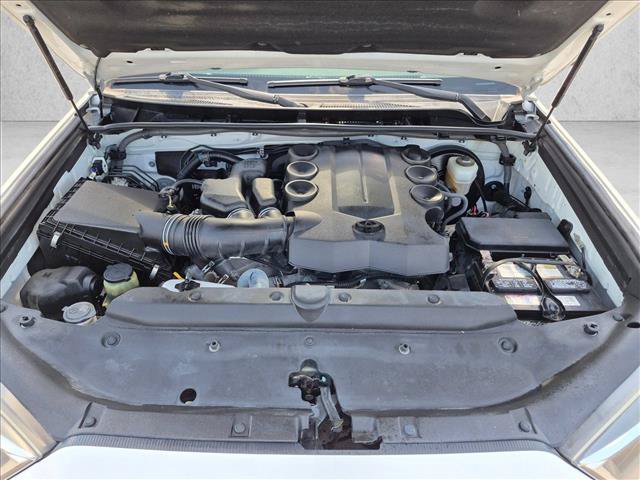 Used 2018 Toyota 4Runner SR5 RWD image 23