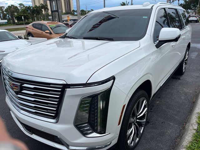 Used 2025 Cadillac Escalade ESV Premium Luxury Platinum w/ LPO, Floor Liner Package AWD/4WD image 1