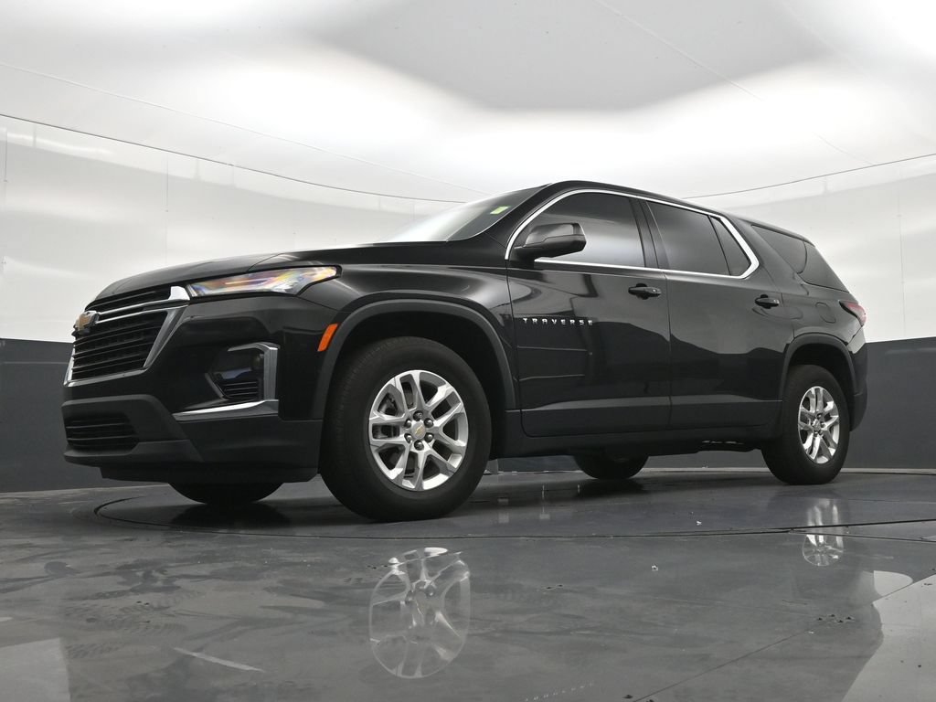 Used 2023 Chevrolet Traverse LS FWD image 24