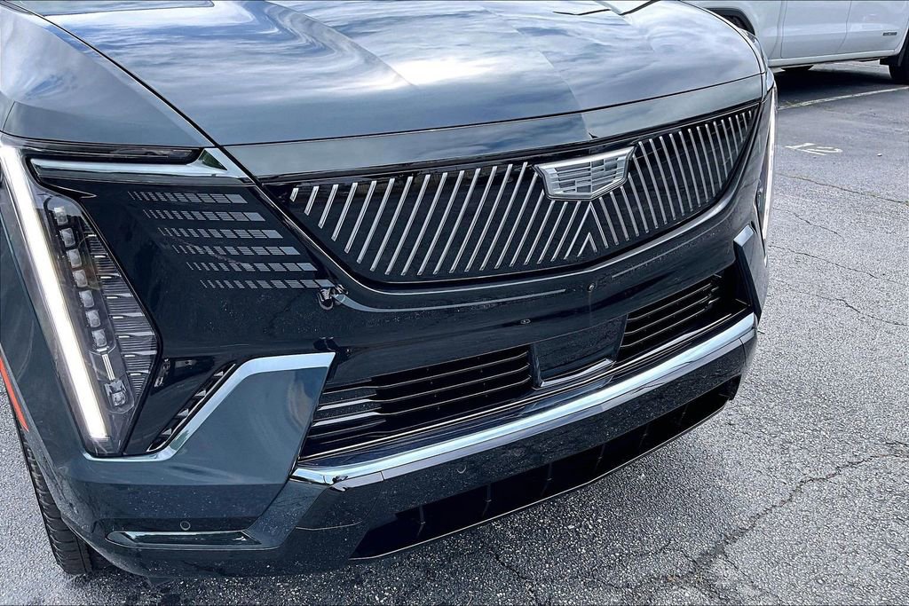 Certified 2026 Cadillac Escalade IQ Sport 2 w/ LPO, Floor Liner Package AWD/4WD image 33