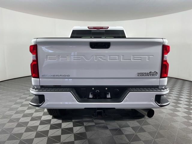 Used 2024 Chevrolet Silverado 2500 High Country w/ High Country Premium Package image 9