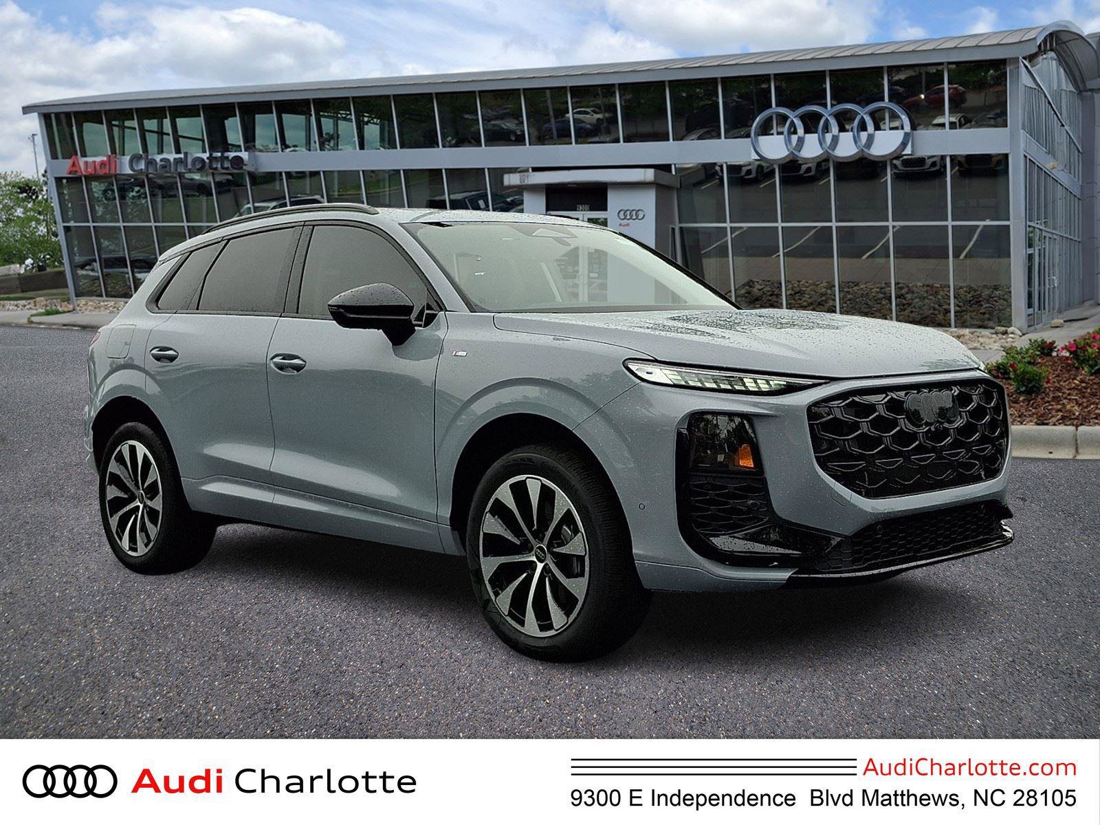 New 2026 Audi Q3 quattro 2.0T AWD/4WD image 1