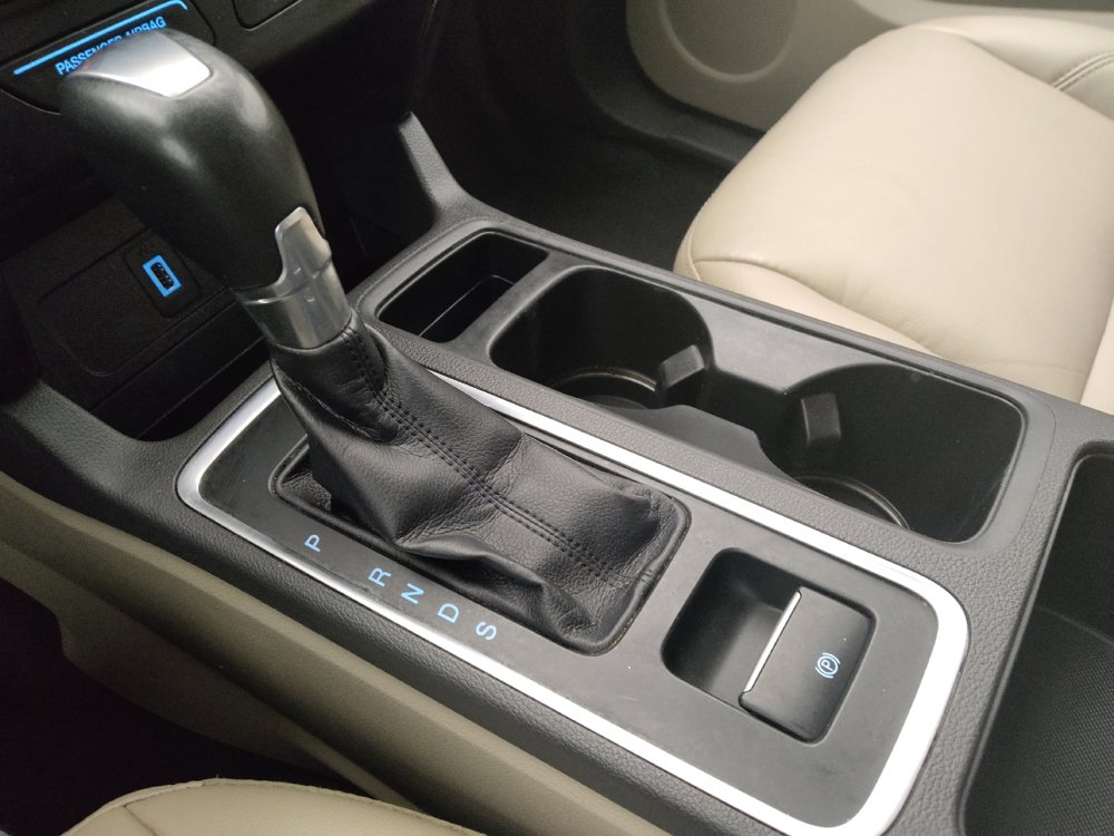 Used 2017 Ford Escape Titanium image 26