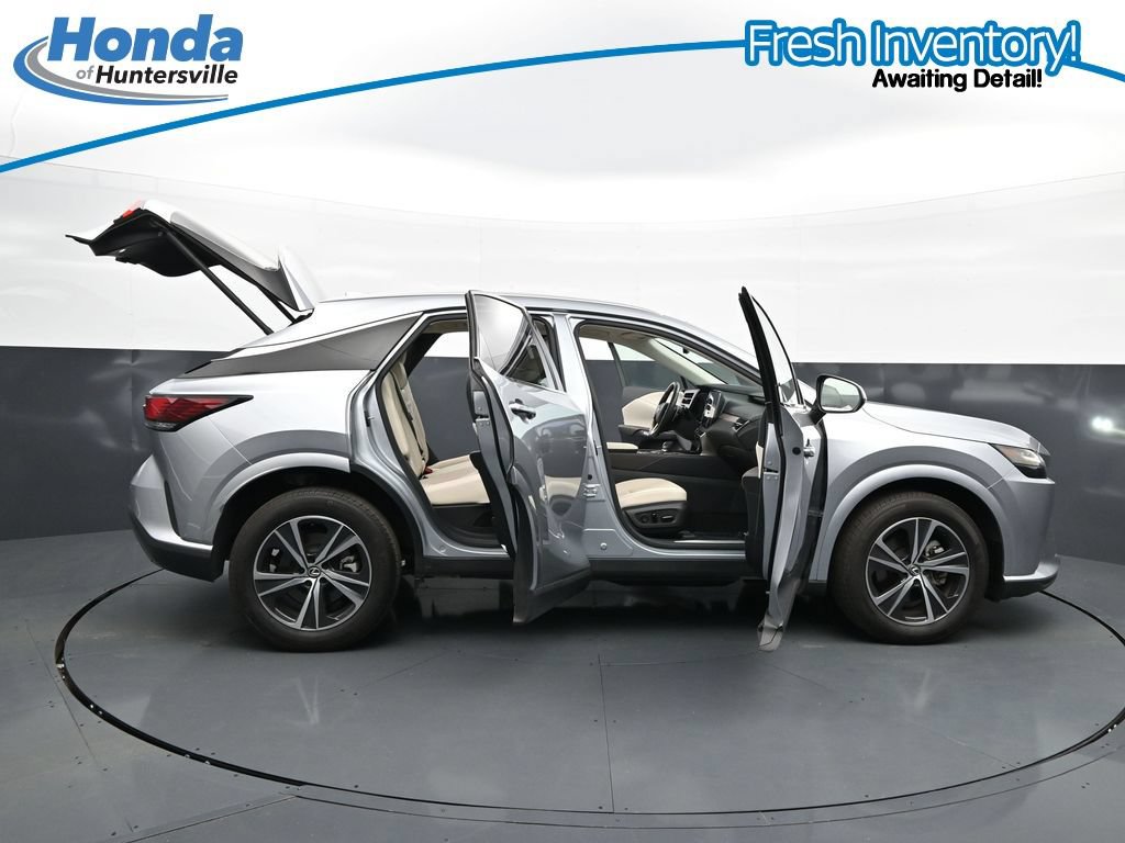 Used 2024 Lexus RX 350h w/ Cold Area Package AWD/4WD image 48
