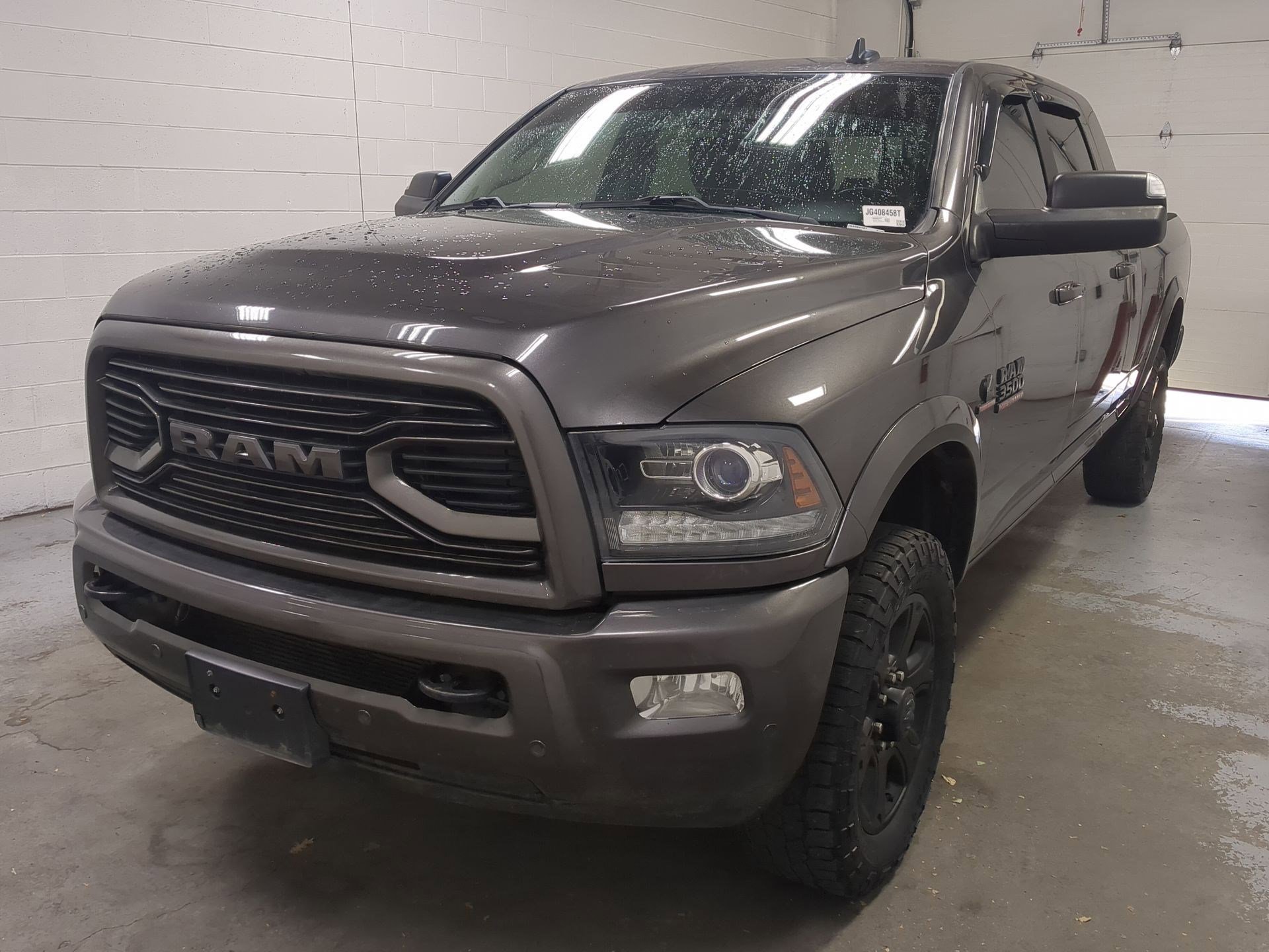 Used 2018 RAM 3500 Laramie w/ Sport Appearance Group image 10