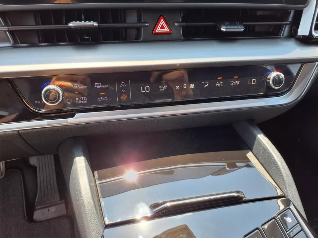 New 2025 Kia Sportage EX w/ EX Premium Package image 23