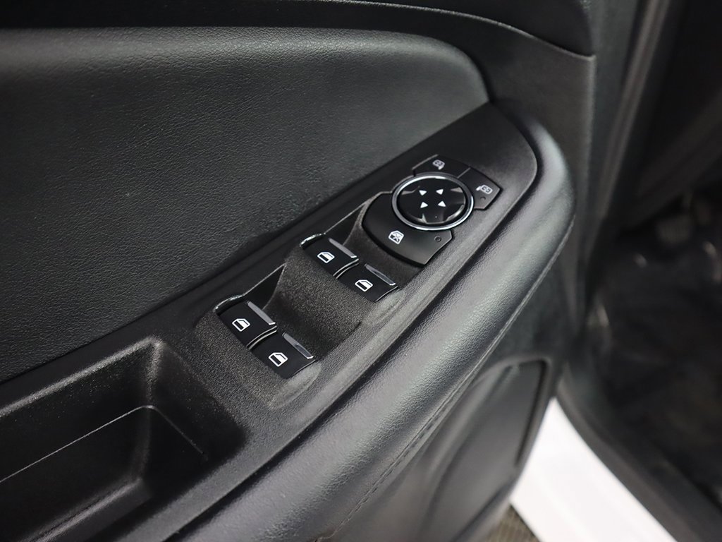 Used 2024 Ford Edge SEL image 36