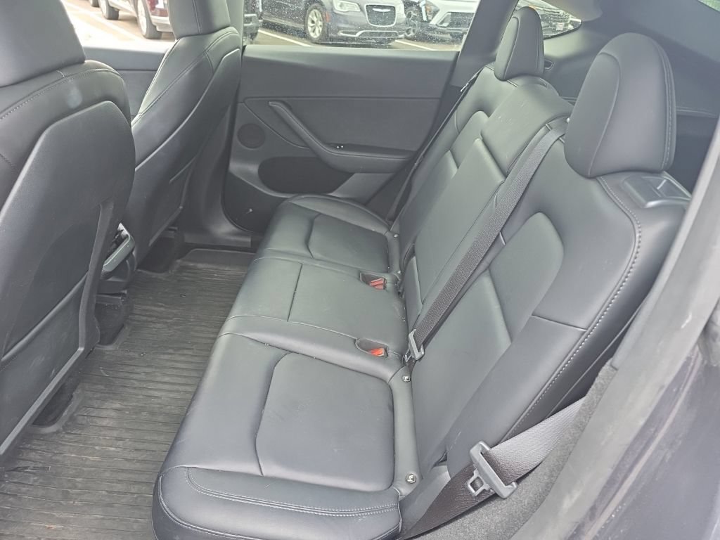 Used 2023 Tesla Model Y Performance AWD/4WD image 17