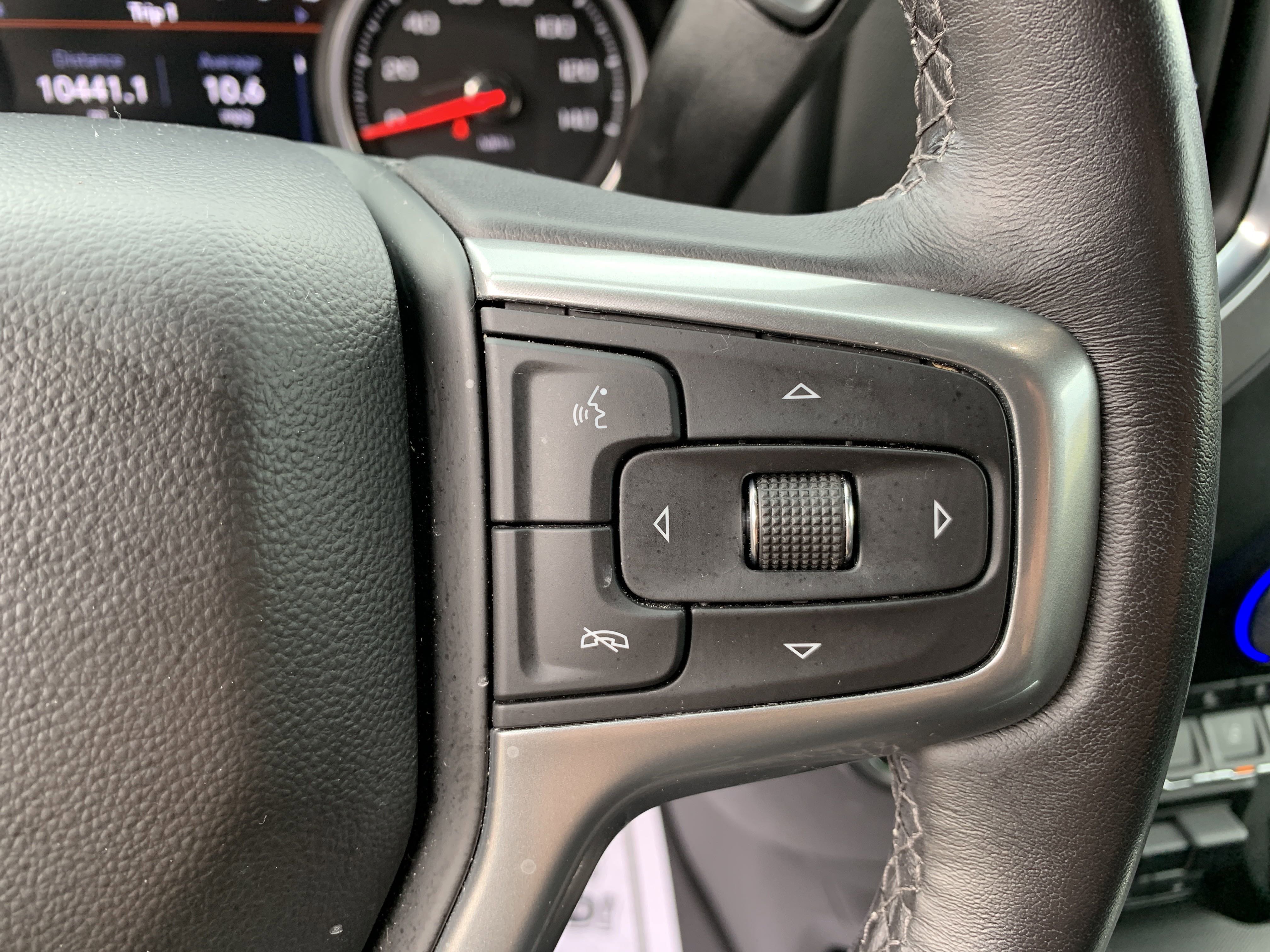 Used 2022 Chevrolet Silverado 3500 LTZ w/ LTZ Convenience Package image 33