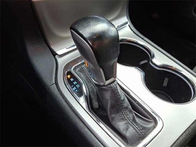 Used 2020 Jeep Grand Cherokee Laredo image 14