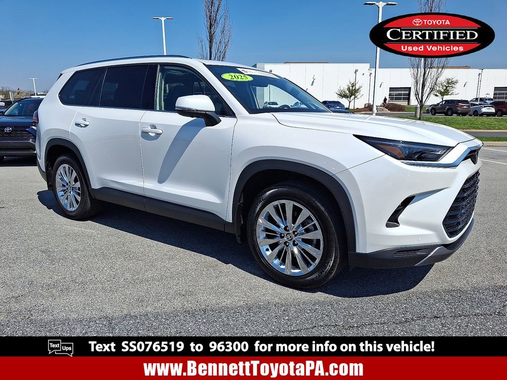 Certified 2025 Toyota Grand Highlander AWD image 1