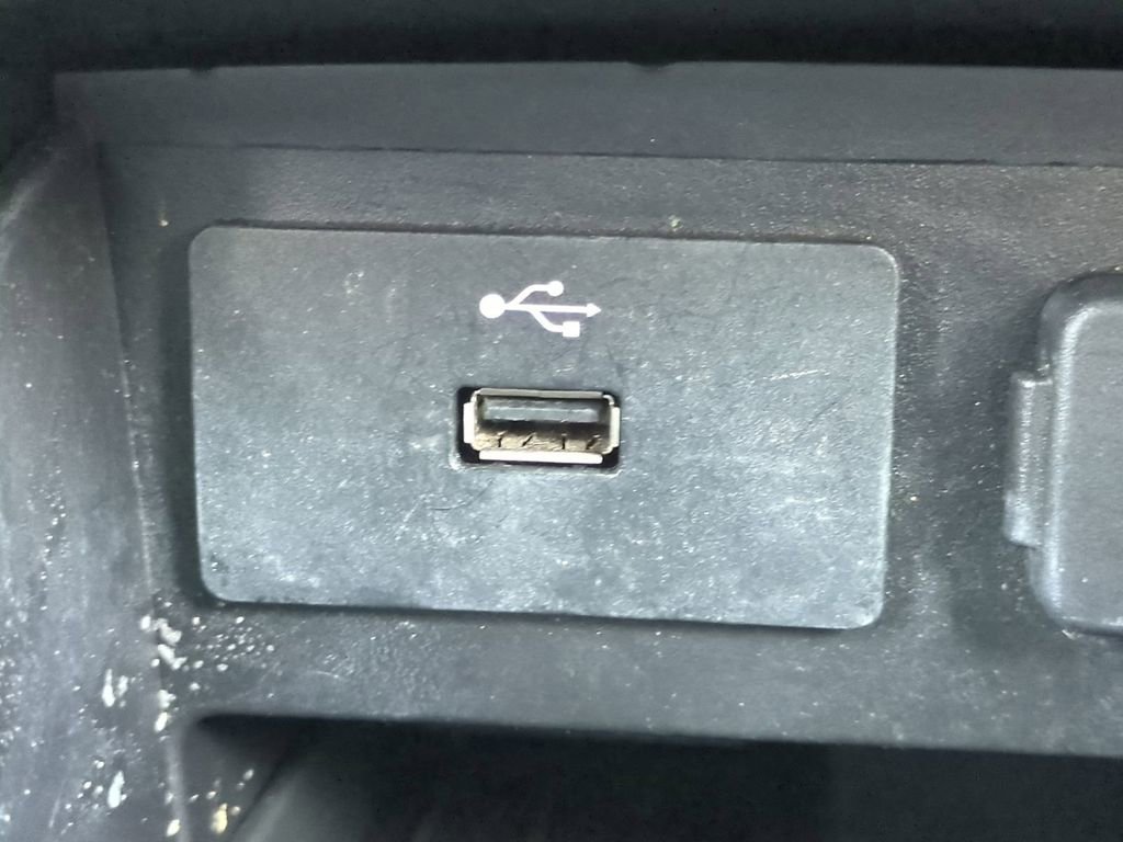 Used 2019 Ford Explorer FWD image 21