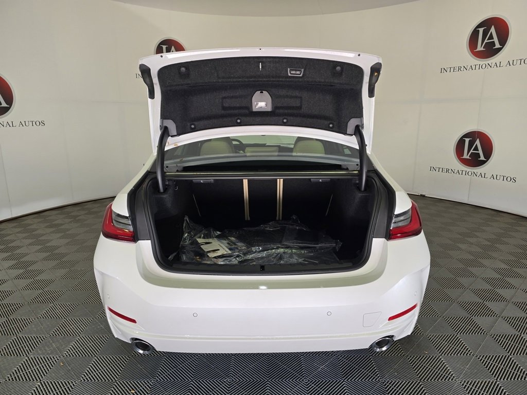 New 2025 BMW 330i xDrive Sedan w/ Premium Package image 8