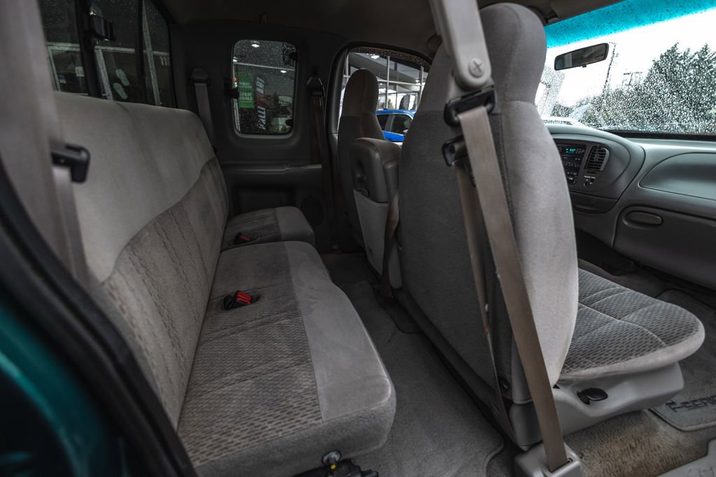 Used 1998 Ford F150 XLT image 29