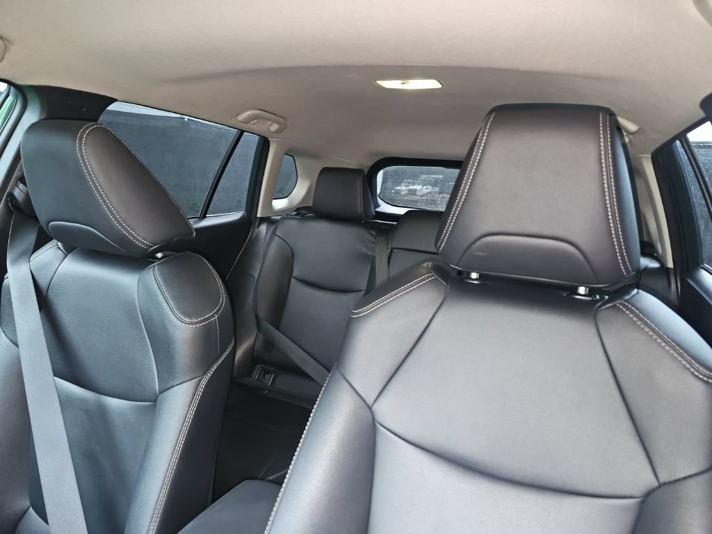 Used 2025 Toyota Corolla Cross XLE AWD/4WD image 10