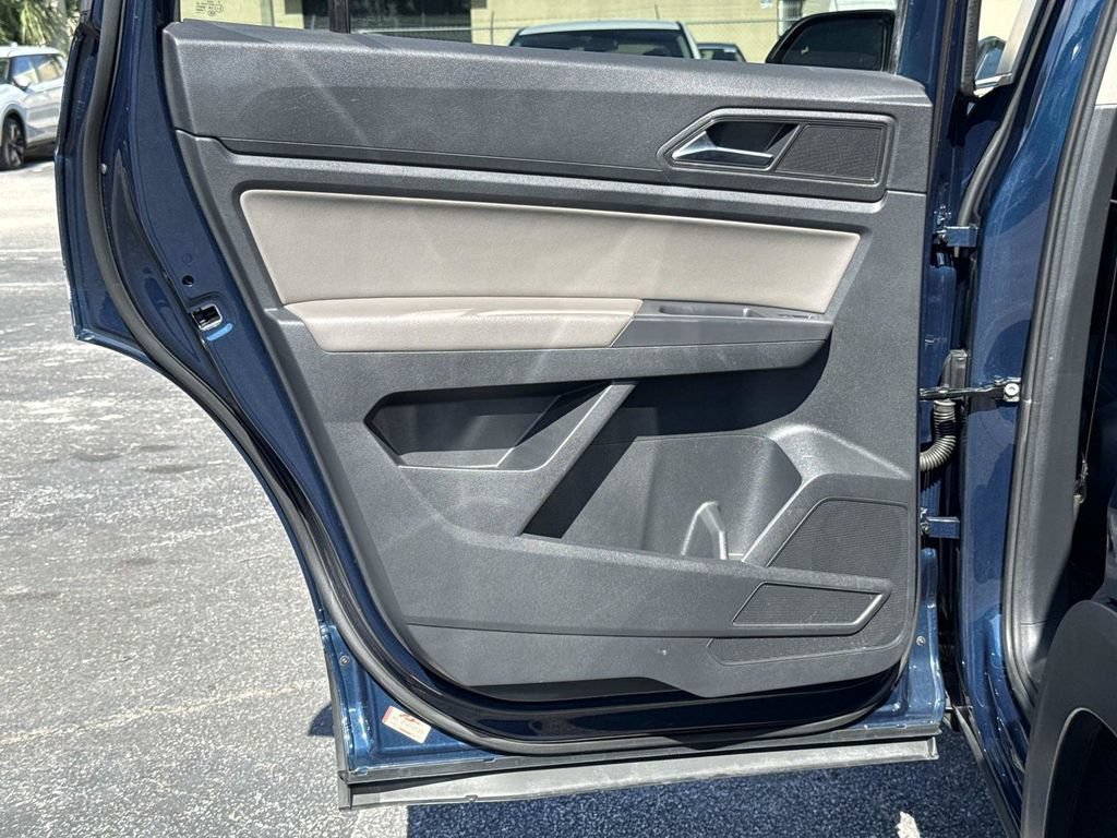 Used 2021 Volkswagen Atlas S FWD image 11