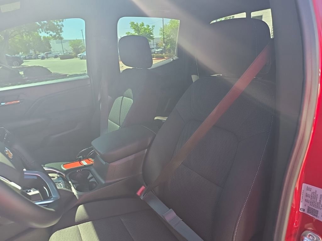 Certified 2024 Chevrolet Colorado LT w/ LT Convenience Package II AWD/4WD image 13