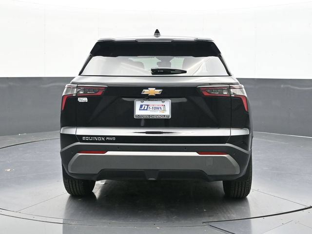 New 2026 Chevrolet Equinox LT w/ Convenience Package II AWD/4WD image 8